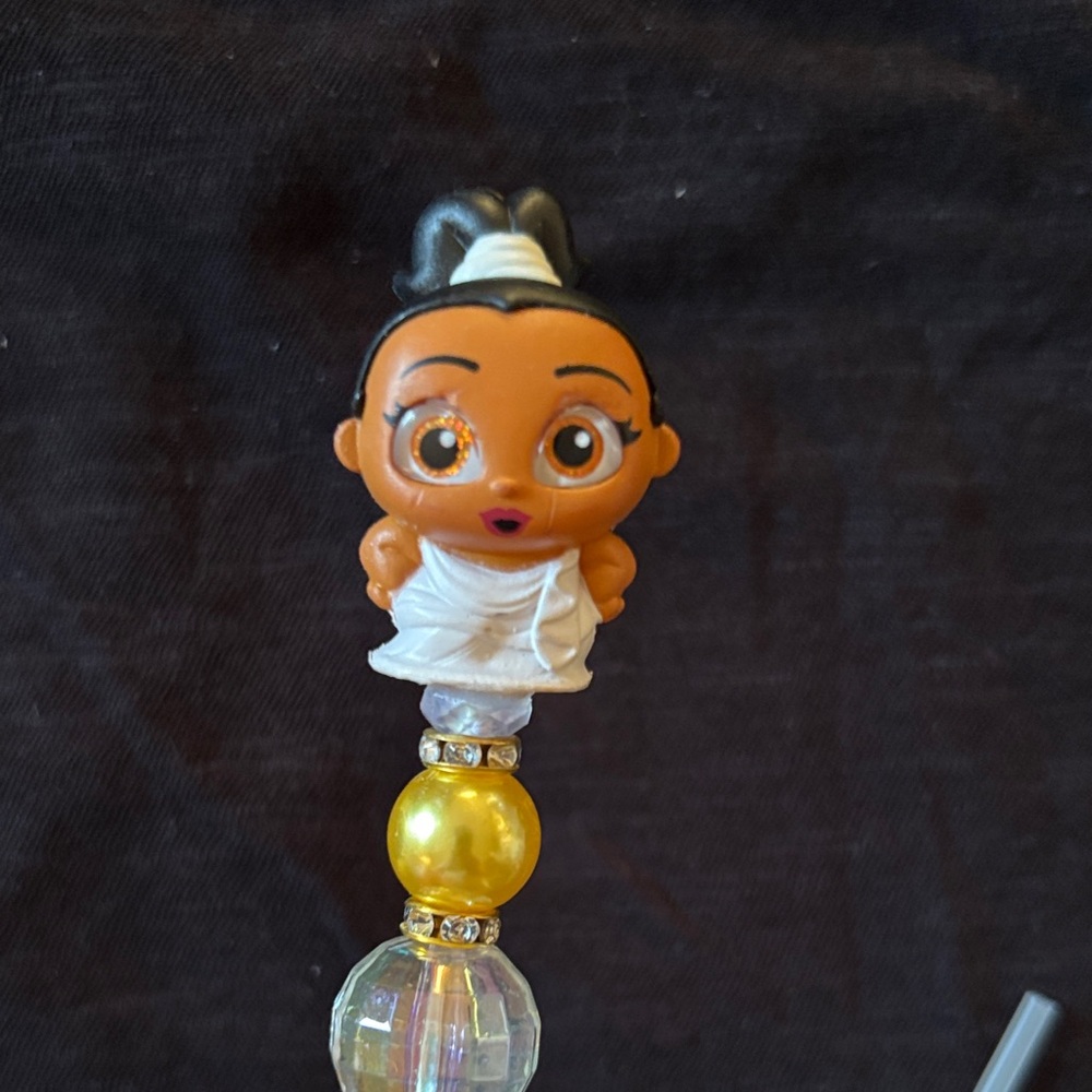 Handmade Disney Doorable Thatia Muse Pen - Picture 3 of 6